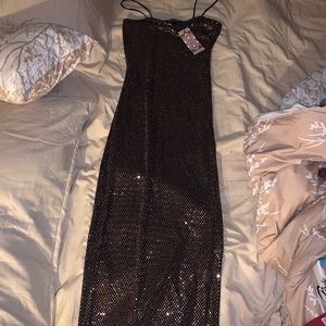 🤩 SPARKLY GOLD maxi dress! 🤩